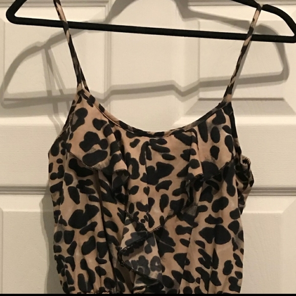 Leopard ruffled romper - Picture 1 of 3